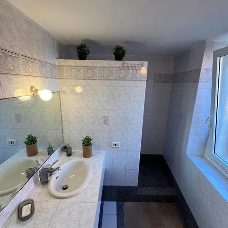 Paradiso Sul Mare - Finale Ligure